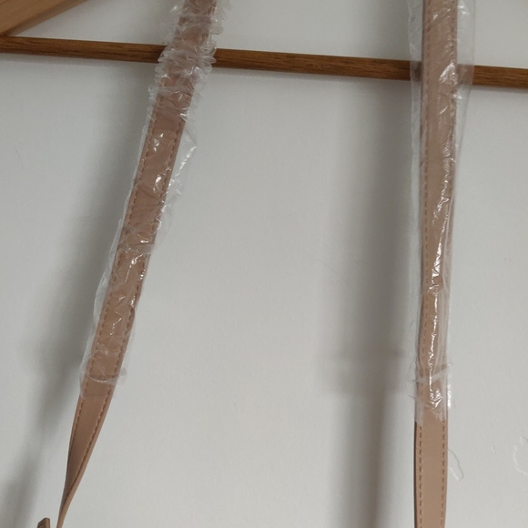 🆕 Banana Republic purse - Picture 5 of 10